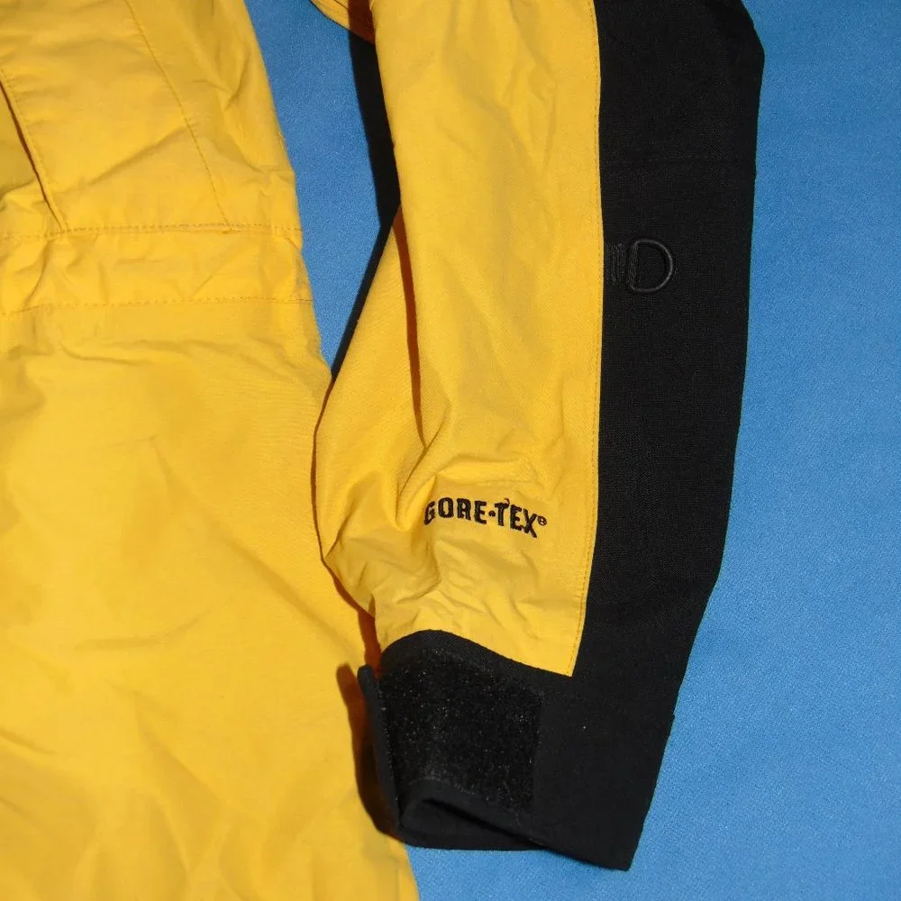 VTG.  WOMEN'S NORTH FACE MOUNTAIN JACKET GORE-TEX  LARGE - Picture 3 of 5